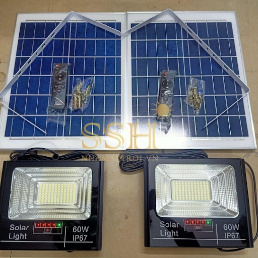Đèn pha 60W ánh sáng trắng