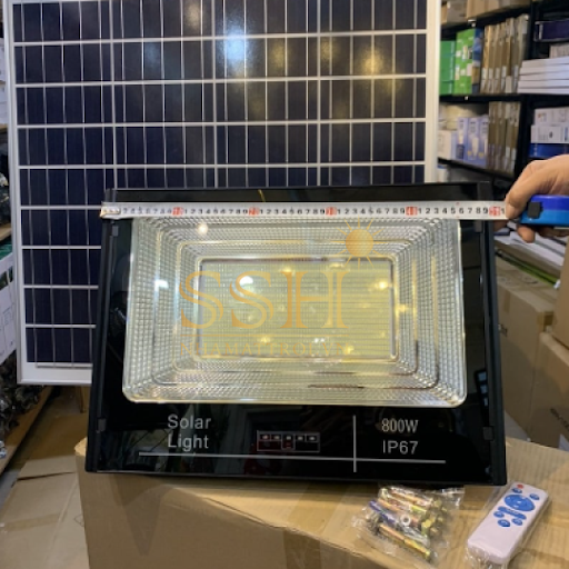 Đèn pha 800W ánh sáng trắng