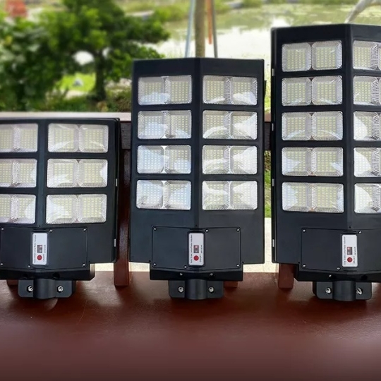 Đèn Năng Lượng Mặt Trời | Đèn Liền Thể Kép 500W LT500