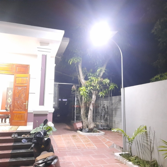 Đèn Năng Lượng Mặt Trời | Đèn Bàn Chải 200W sáng trắng cao cấp BC200