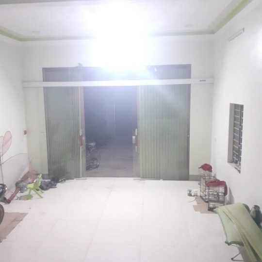  Đèn Pha Báo Pin 300W ánh sáng trắng siêu mạnh LP300